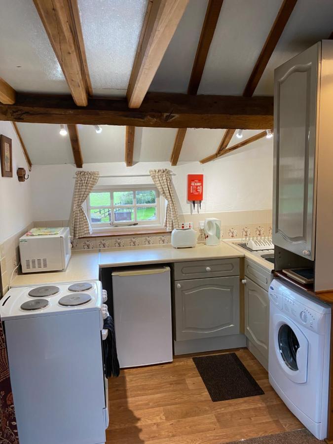 Bank Farm Cottages Nantwich Exterior photo