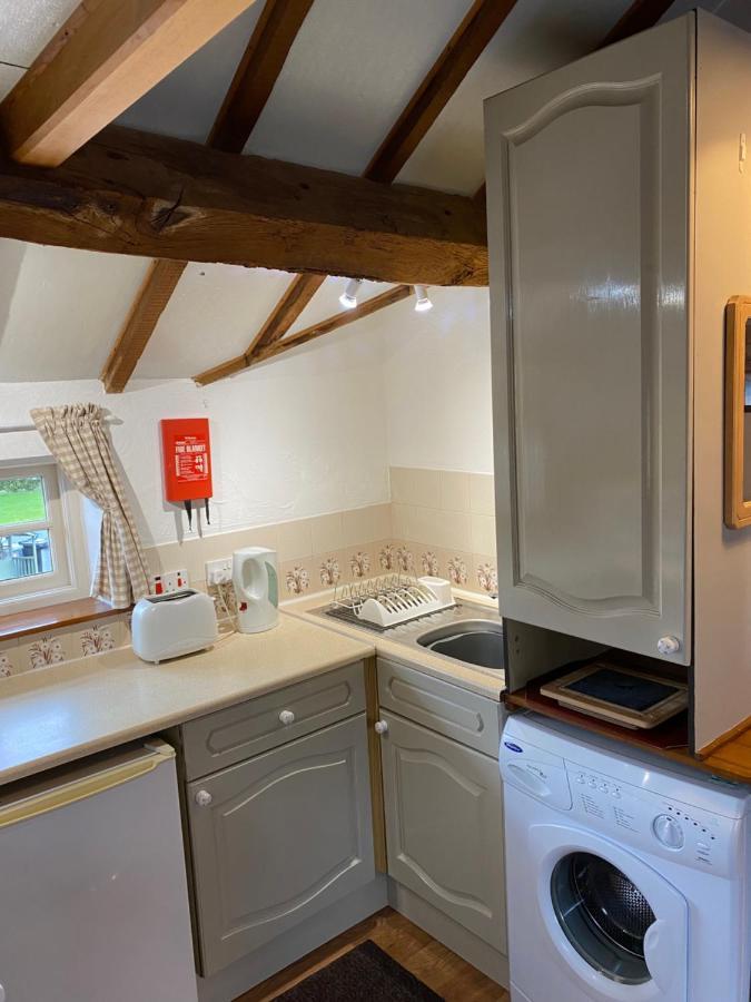 Bank Farm Cottages Nantwich Exterior photo